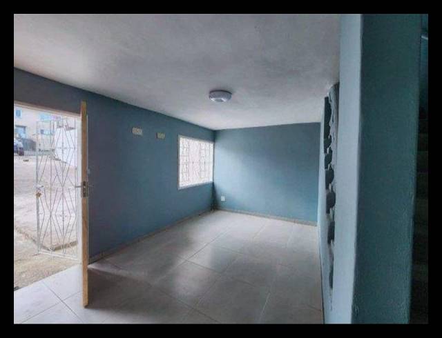 2 BEDROOM HOUSE FOR SALE IN GROVE END